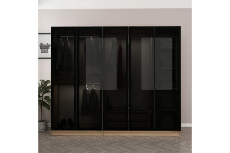 Poolburn Garderob 225 cm Brun - Förvaring - Sko- & klädförvaring - Garderober & garderobssystem