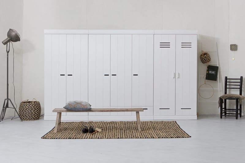 Varius Garderob 140 cm 3 Dörrar 3 Lådor - Vit Tall - Förvaring - Sko- & klädförvaring - Garderober & garderobssystem