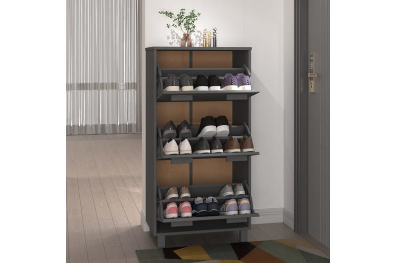 beBasic Skoskåp mörkgrå 59,5x35x117 cm massiv furu - Förvaring - Sko- & klädförvaring - Skoförvaring