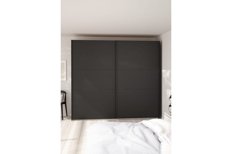 Takeru Garderob 244x221 cm - Svart - Förvaring - Sko- & klädförvaring - Garderober & garderobssystem