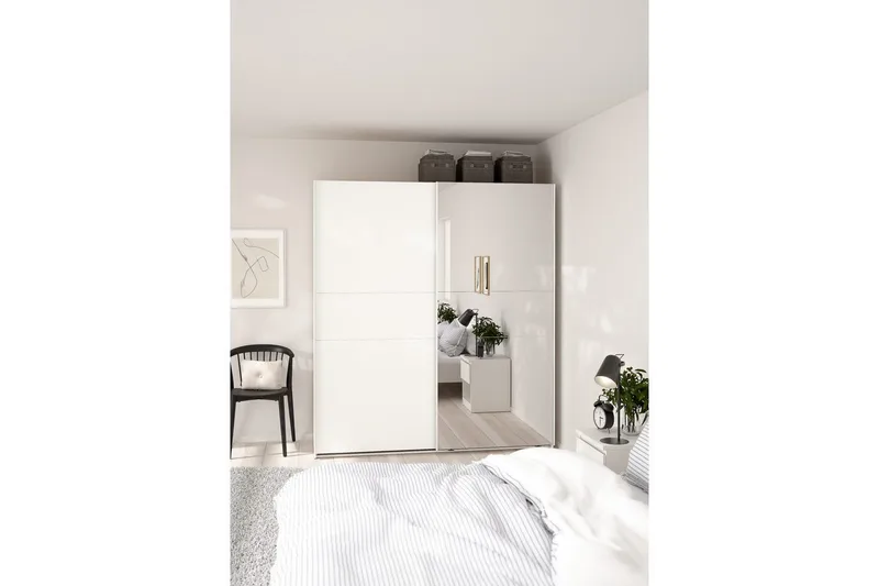 Takeru Garderob med Spegel 179x200 cm - Vit - Förvaring - Sko- & klädförvaring - Garderober & garderobssystem