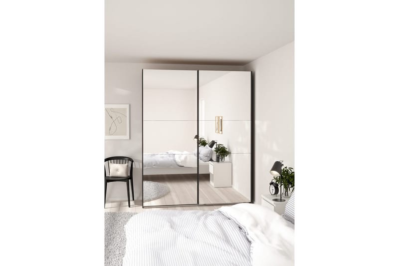 Takeru Garderob med Spegel 179x220 cm - Svart - Förvaring - Sko- & klädförvaring - Garderober & garderobssystem