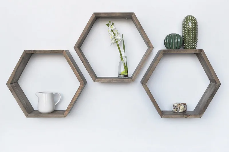 Evila Vägghylla Hexagoner - Trä - Förvaring - Köksförvaring - Kökshylla