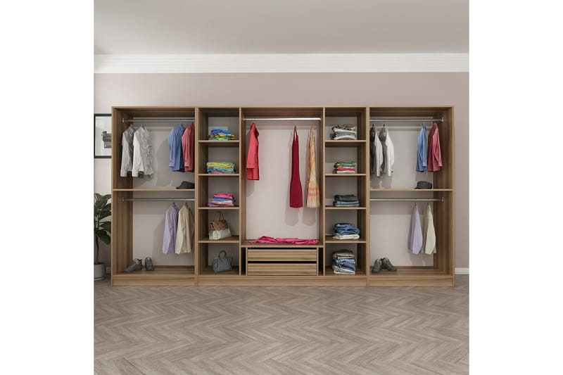 Fruitland Garderob 360 cm - Brun - Förvaring - Skåp - Garderobsskåp