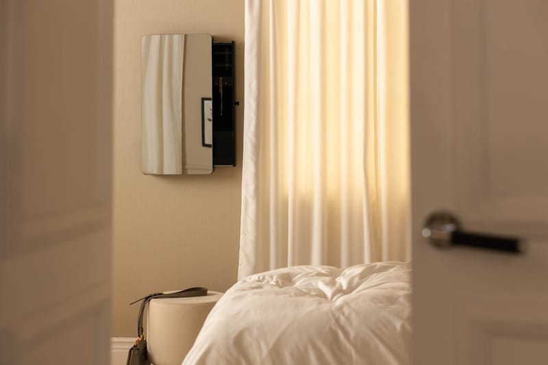 Rogue Smyckesskåp med Spegel - Vit - Förvaring - Småförvaring - Smyckesförvaring - Smyckesskåp