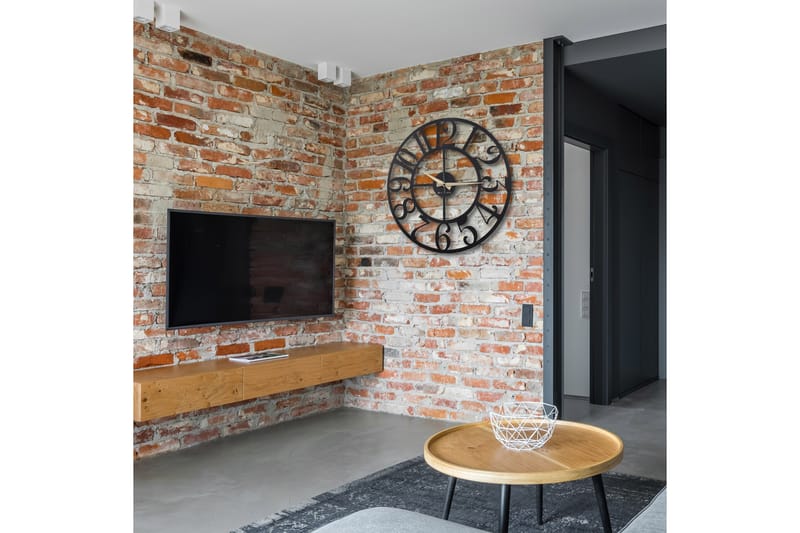 DEKORATIV Metallväggklocka - Inredning & dekor - Dekor & inredningsdetaljer