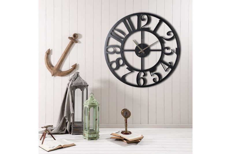DEKORATIV Metallväggklocka - Inredning & dekor - Dekor & inredningsdetaljer