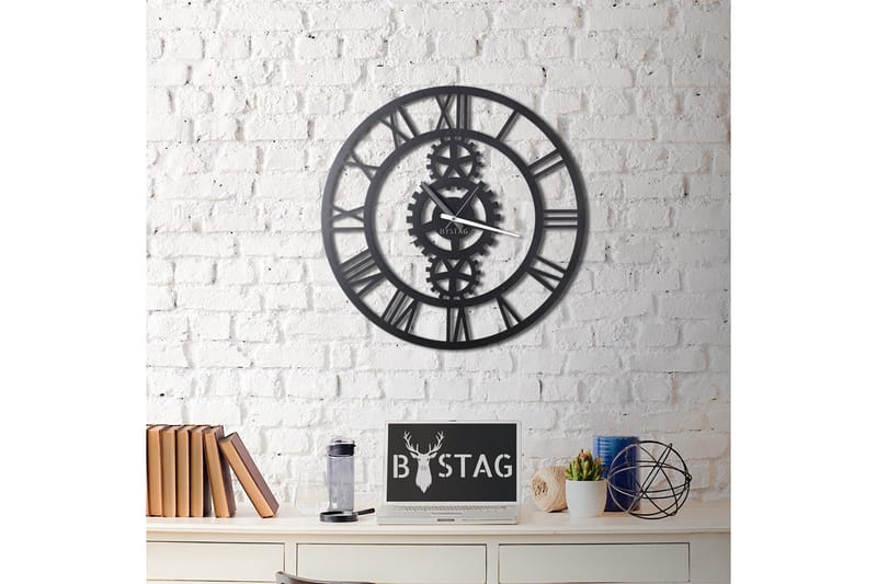 DEKORATIV Metallväggklocka - Inredning & dekor - Dekor & inredningsdetaljer