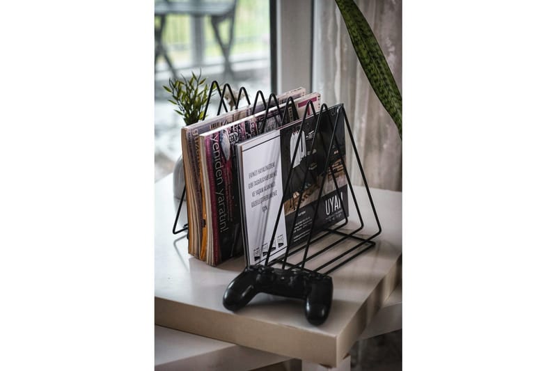 Horatio Tidningsställ 28x23 cm - Svart - Inredning & dekor - Dekor & inredningsdetaljer - Prydnadssaker - Prydnadsböcker & coffee table books