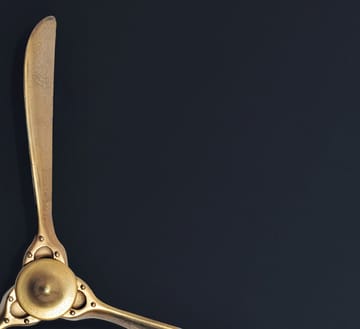 Ilvik Väggdekoration Propeller 85x85 cm i metall - guld - Inredning & dekor - Dekor & inredningsdetaljer - Prydnadssaker - Skulpturer