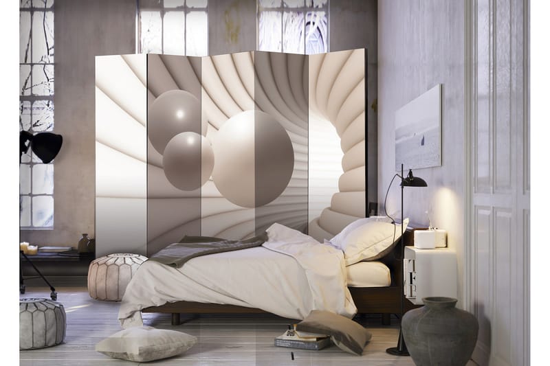 Rumsavdelare Balls In The Tunnel 225x172 - Artgeist sp. z o. o. - Inredning & dekor - Dekor & inredningsdetaljer - Rumsavdelare