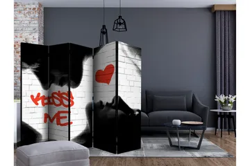 Rumsavdelare - Kiss me II 225x172 - Artgeist sp. z o. o. - Inredning & dekor - Dekor & inredningsdetaljer - Rumsavdelare