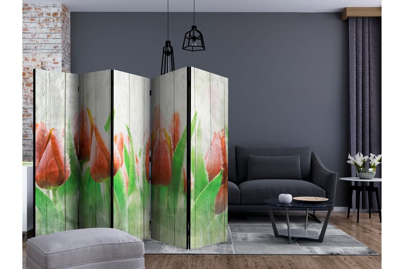 RUMSAVDELARE Red Tulips on Wood II 225x172 cm - Artgeist sp. z o. o. - Rumsavdelare