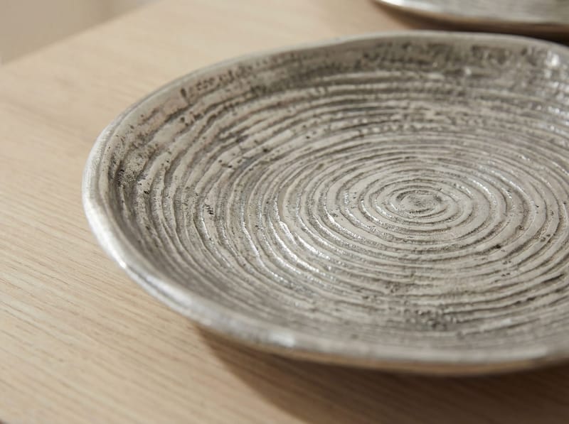 Jelnor Rund dekorationsskål i aluminium - Silver - Inredning & dekor - Dekor & inredningsdetaljer