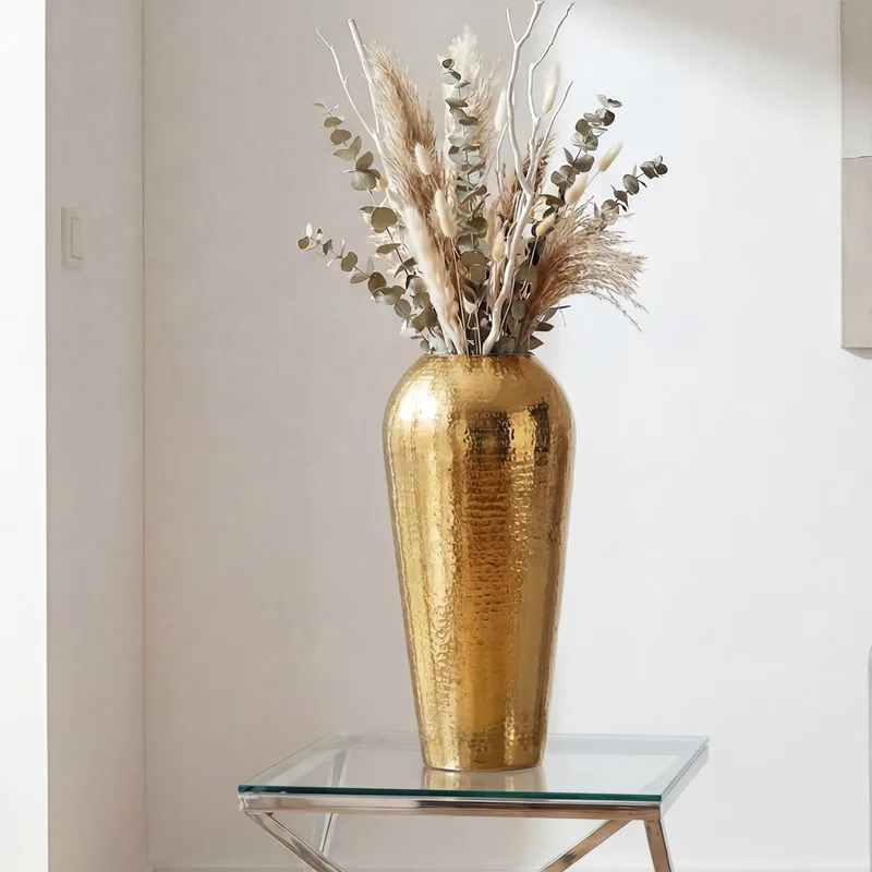 Kelar Golvvas i aluminium - Guld - Inredning & dekor - Dekor & inredningsdetaljer