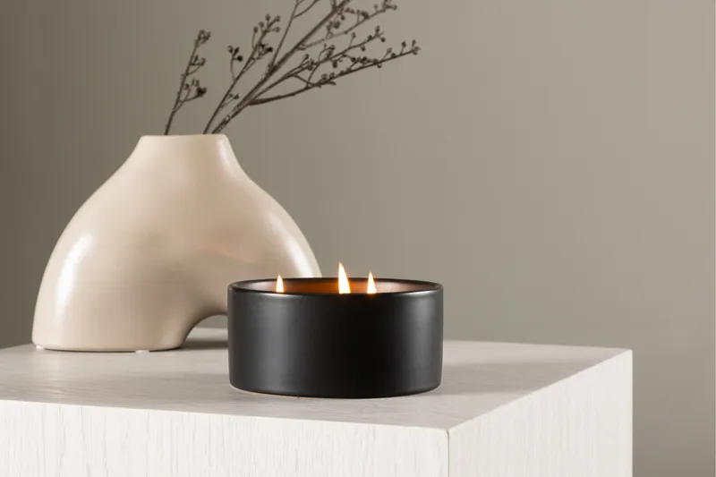 Douglas Doftljus - Svart - Inredning & dekor - Ljus & dofter - Stearinljus - Doftljus