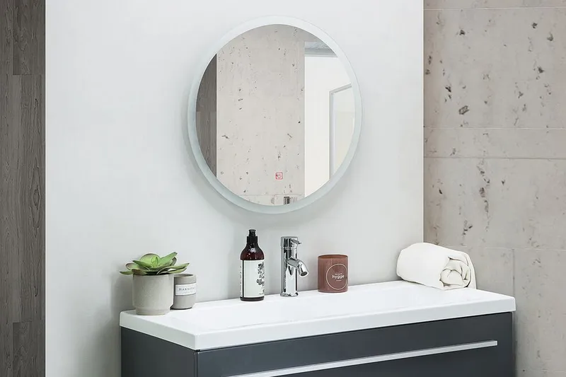 Cutberto Spegel LED-belysning, Silver