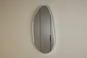Borgholm Vägghängd Spegel 30 cm - Silver - Inredning & dekor - Speglar - Väggspegel