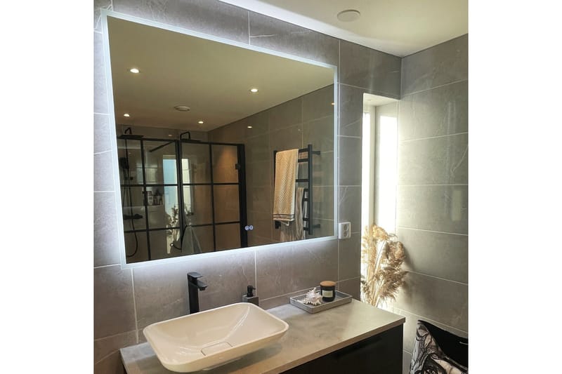 Badrumsspegel 120x100 cm med LED-belysning och anti-fog - Inredning & dekor - Speglar - Badrumsspegel