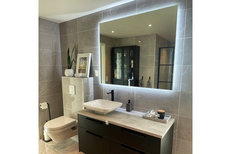 Badrumsspegel 120x100 cm med LED-belysning och anti-fog - Inredning & dekor - Speglar - Badrumsspegel