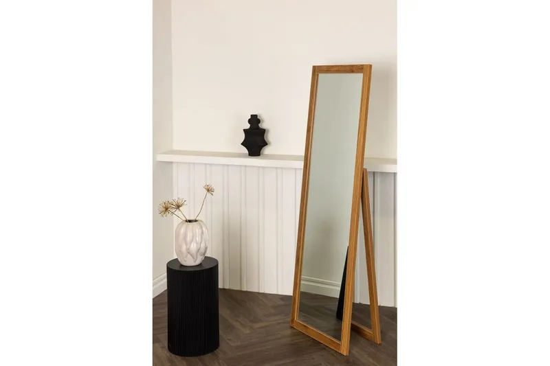 Vägghängd spegel Sebring - Valnöt - Inredning & dekor - Speglar - Väggspegel