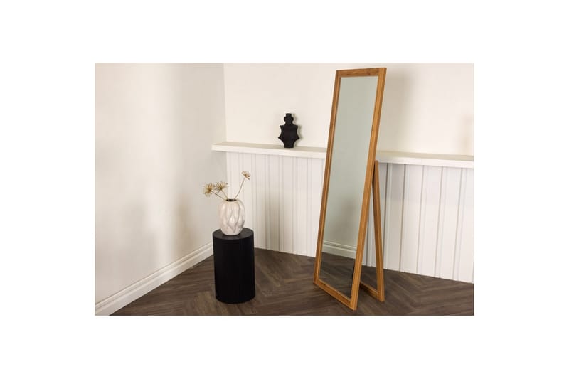 Vägghängd spegel Sebring - Valnöt - Inredning & dekor - Speglar - Väggspegel