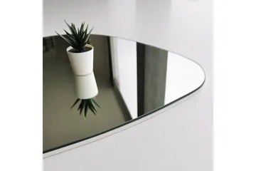 Asymmetrisk Spegel 67x85 cm - Svart - Inredning & dekor - Speglar - Väggspegel