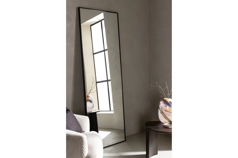 Dalton Spegel 193 cm - Svart - Inredning & dekor - Speglar - Väggspegel