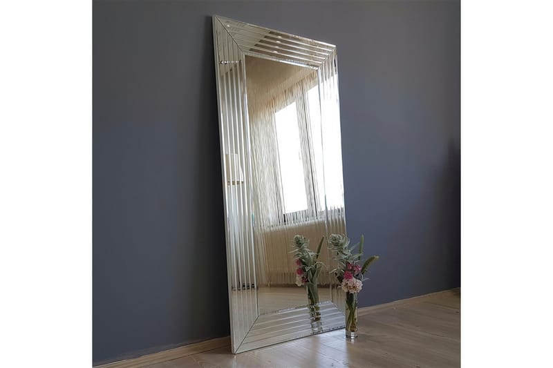SOOFIELD Dekorationsspegel 130 cm Silver - Inredning & dekor - Speglar - Väggspegel