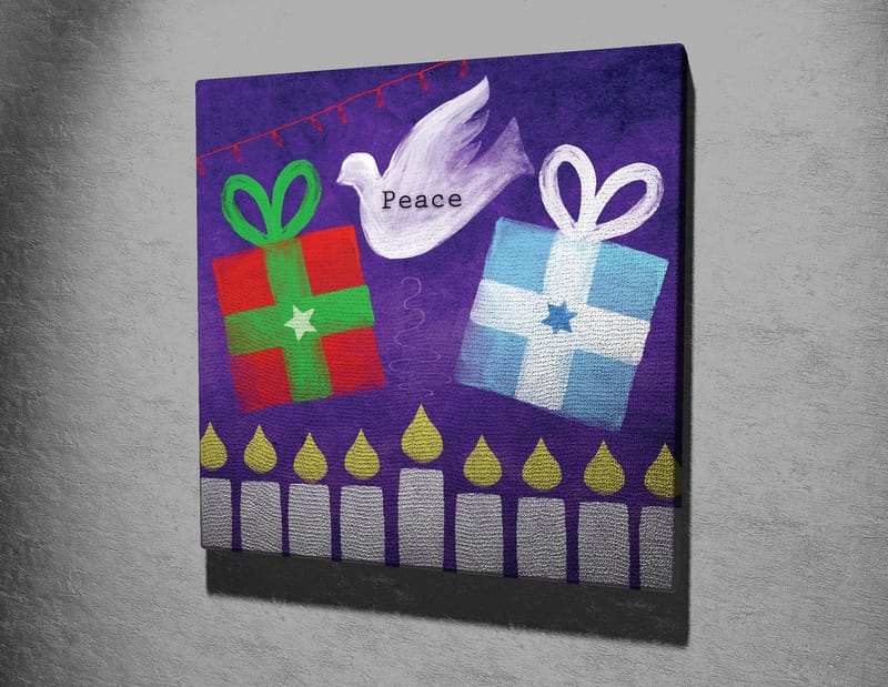 Canvastavla 45x45 cm - Färgglada presenter med en fredsduva i en lekfull komposition - Grön / Röd / Lila - Inredning & dekor - Tavlor & konst - Canvastavla
