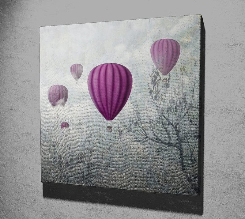 Canvastavla 45x45 cm - Flera lila ballonger sväva över en dimmig himmel - Lila / Grå / Vit - Inredning & dekor - Tavlor & konst - Canvastavla