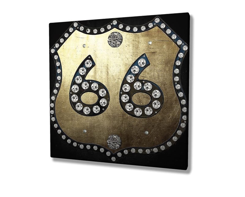 Canvastavla 45x45 cm - Gyllene skylt med nummer 66 prydd med glittrande stenar - Guld / Svart - Inredning & dekor - Tavlor & konst - Canvastavla