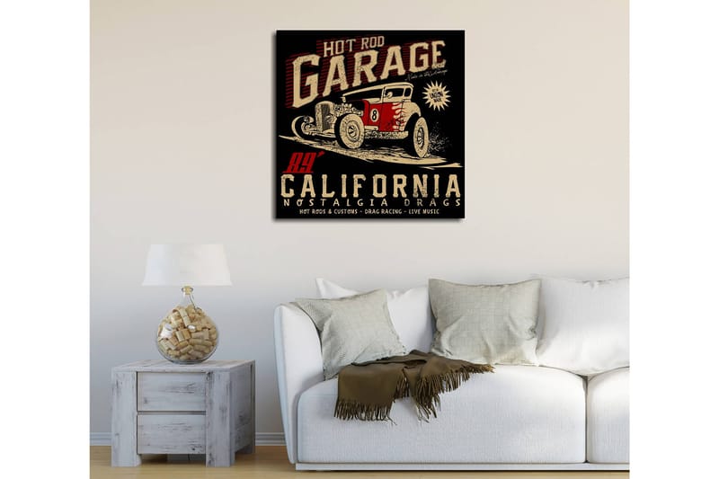 Canvastavla 45x45 cm - Retro hot rod-bil i rörelse - Röd / Svart / Beige - Inredning & dekor - Tavlor & konst - Canvastavla