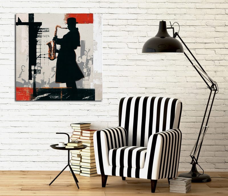 Canvastavla 45x45 cm - Silhuett av en saxofonist i en urban miljö - Svart / Röd / Beige - Inredning & dekor - Tavlor & konst - Canvastavla