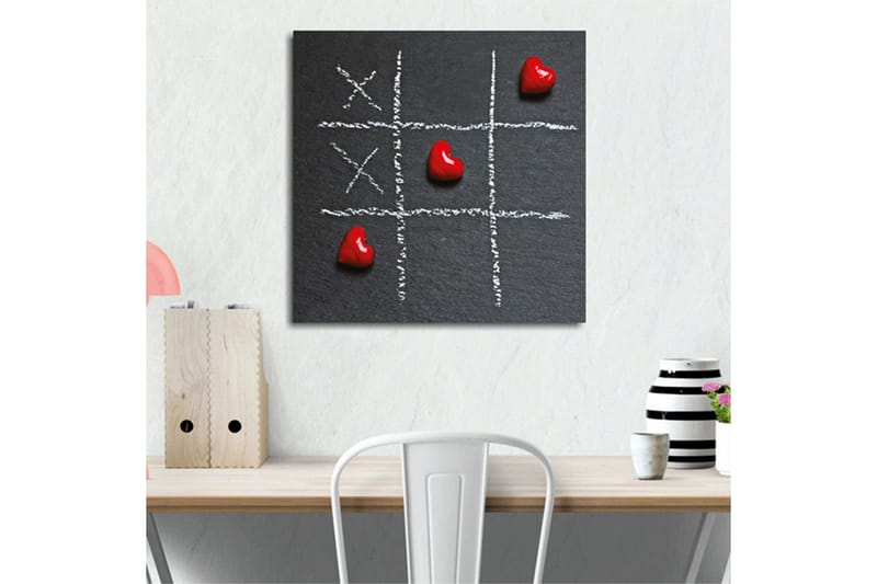 Canvastavla 45x45 cm - Spelplan för tre i rad med hjärtan som spelpjäser - Röd / Vit / Svart - Inredning & dekor - Tavlor & konst - Canvastavla