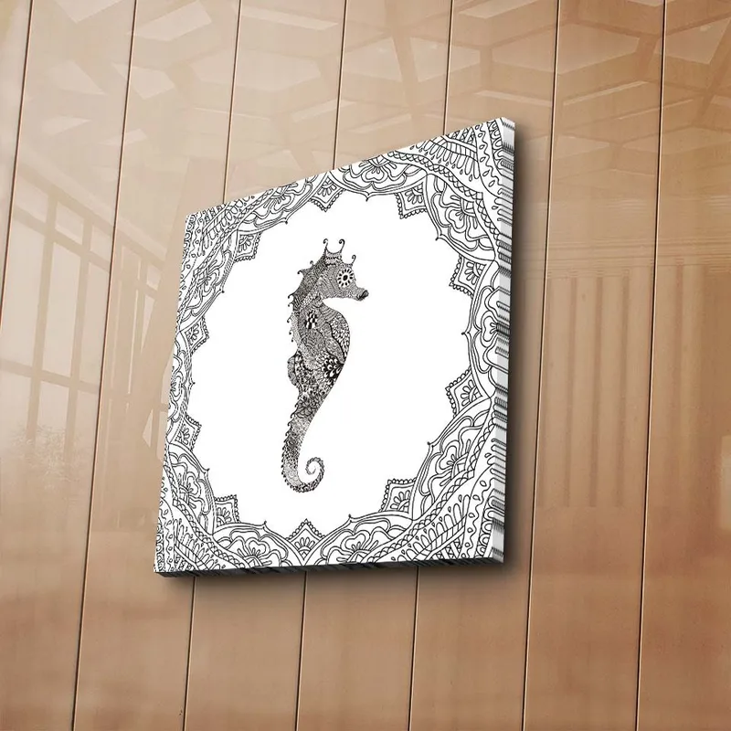 Canvastavla 45x45 cm - Stilig sjöhäst i detaljrik ram - Svart / Vitt - Inredning & dekor - Tavlor & konst - Canvastavla