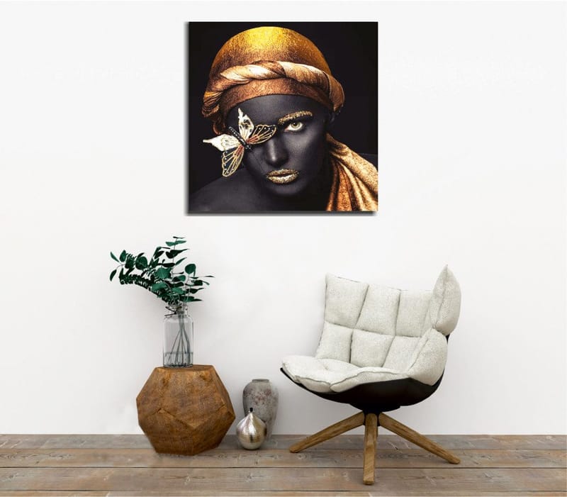 Canvastavla 45x45 cm - Porträtt av en kvinna med guldiga detaljer och en fjäril på ansiktet, Svart / Guld / Brun