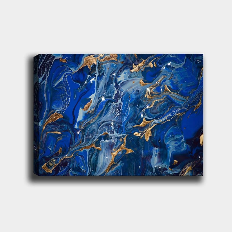 Canvastavla 70x100 cm - Abstrakt havsmotiv med virvlande blå nyanser och inslag av guld - Mörkblå / Ljusblå / Guld - Inredning & dekor - Tavlor & konst - Canvastavla