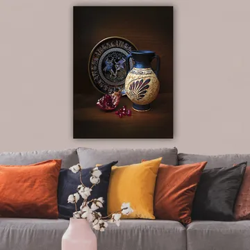 Canvastavla 70x100 cm - Antik kruka med dekorativa mönster och granatäpple som huvudmotiv - Svart / Beige / Röd - Inredning & dekor - Tavlor & konst - Canvastavla