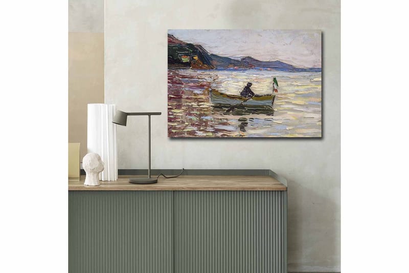 Canvastavla 70x100 cm - Båt med två personer som fiskar på en glittrande sjö under en ljus himmel - Blå / Grön / Beige - Inredning & dekor - Tavlor & konst - Canvastavla