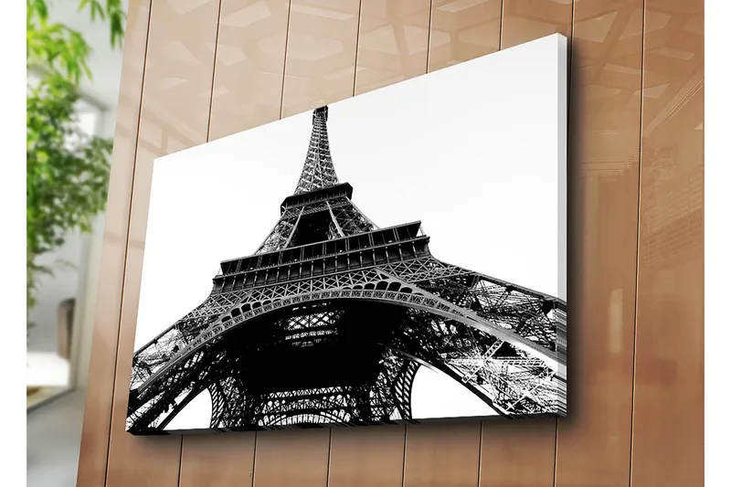 Canvastavla 70x100 cm - Dramatisk vy av Eiffeltornet sedd från marken uppåt - Svart / Vitt - Inredning & dekor - Tavlor & konst - Canvastavla