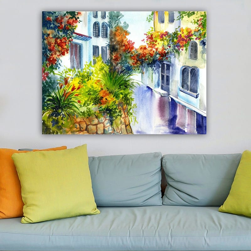 Canvastavla 70x100 cm - Färgglad gata med blommor och grönska i en medelhavsmiljö - Grön / Röd / Blå - Inredning & dekor - Tavlor & konst - Canvastavla