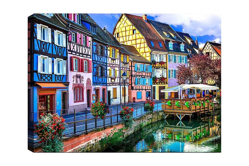 Canvastavla 70x100 cm - Färgglada hus längs en kanal i en pittoresk stadsmiljö - Blå / Rosa / Gul - Inredning & dekor - Tavlor & konst - Canvastavla