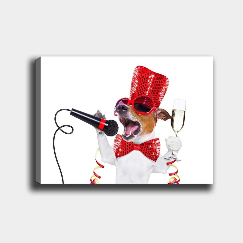 Canvastavla 70x100 cm - Festlig hund som sjunger i mikrofon och håller ett champagneglas, Röd / Vit / Svart