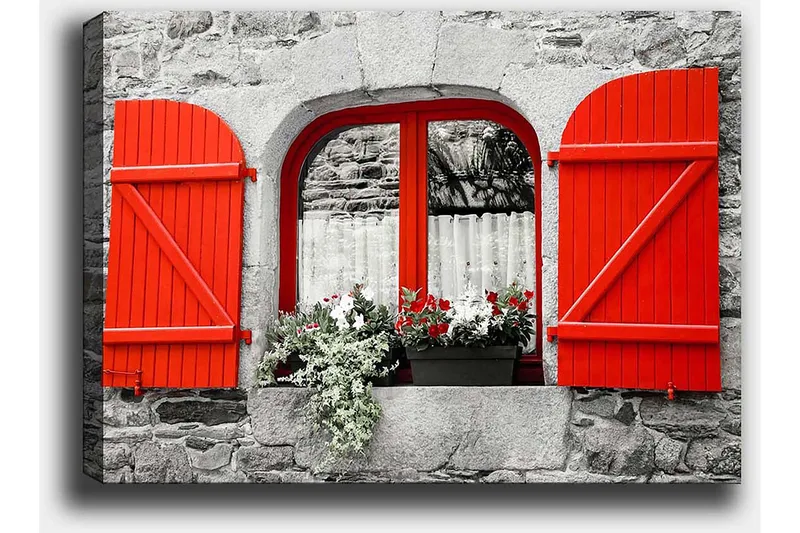 Canvastavla 70x100 cm - Fönster med röda luckor och blommor i en gråstensvägg - Röd / Grå - Inredning & dekor - Tavlor & konst - Canvastavla