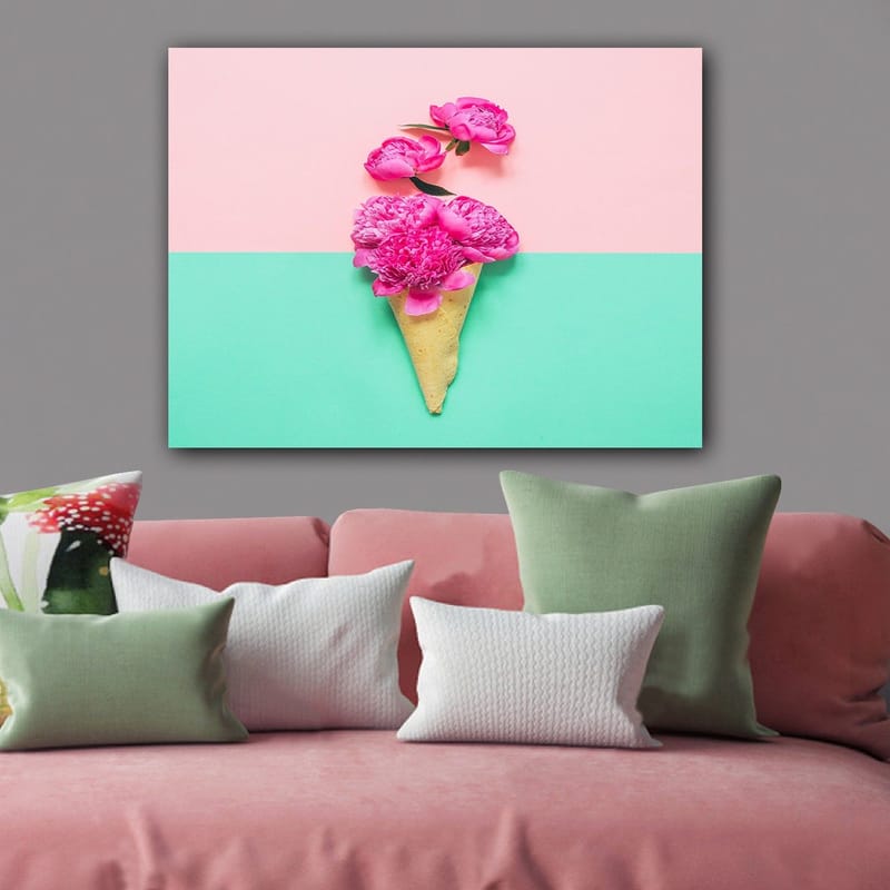 Canvastavla 70x100 cm - Glasskon som är dekorerad med rosa blommor - Rosa / Mintgrön / Beige - Inredning & dekor - Tavlor & konst - Canvastavla