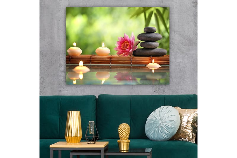 Canvastavla 70x100 cm - Harmonisk sammansättning av stenar, en lotusblomma och ljus som skapar en lugn och avkopplande atmosfär - Rosa / Svart / Beige - Inredning & dekor - Tavlor & konst - Canvastavla