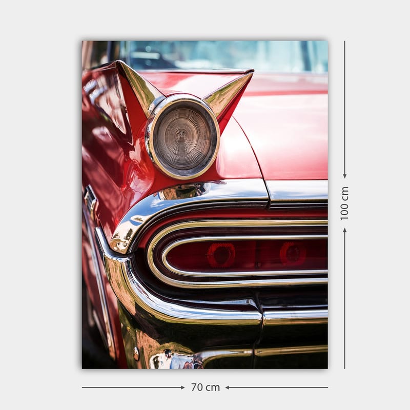 Canvastavla 70x100 cm - Klassisk bil med en distinkt röd färg och glänsande kromdetaljer - Röd / Krom (silver) - Inredning & dekor - Tavlor & konst - Canvastavla