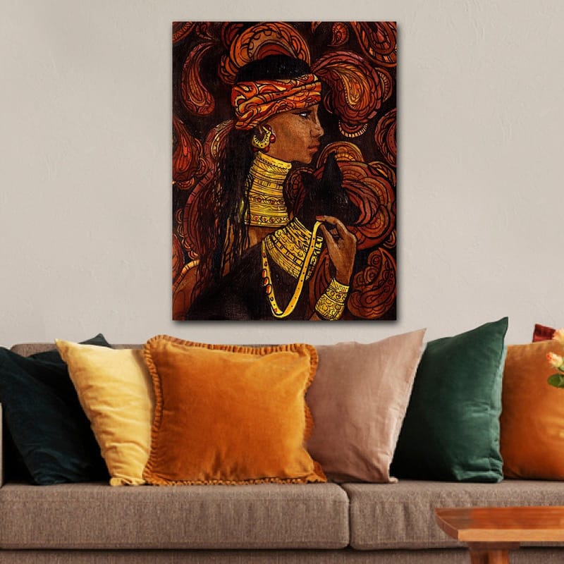 Canvastavla 70x100 cm - Kvinna med ett svart djur, omgiven av svängande mönster i varma färger - Röd / Orange / Svart - Inredning & dekor - Tavlor & konst - Canvastavla