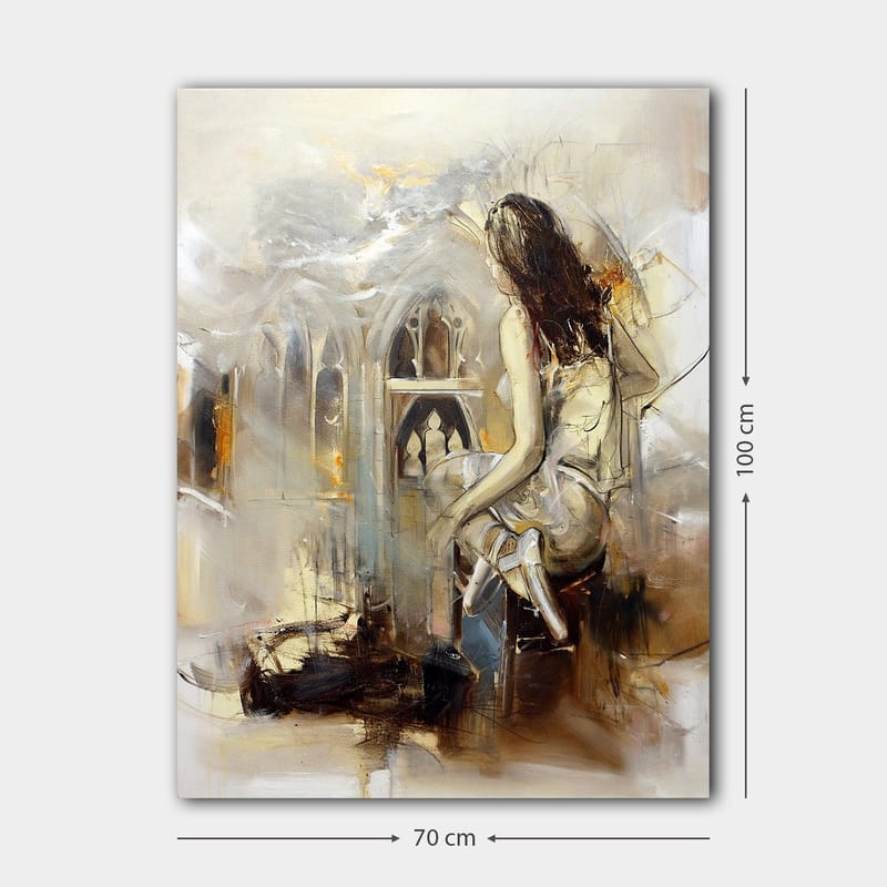 Canvastavla 70x100 cm - Kvinna sitter på en bänk och blickar ut mot en gotisk arkitektur - Beige / Brunt / Guld - Inredning & dekor - Tavlor & konst - Canvastavla